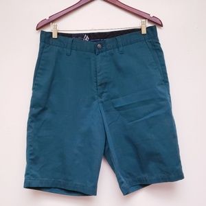Size 32 Hunter green Volcom shorts